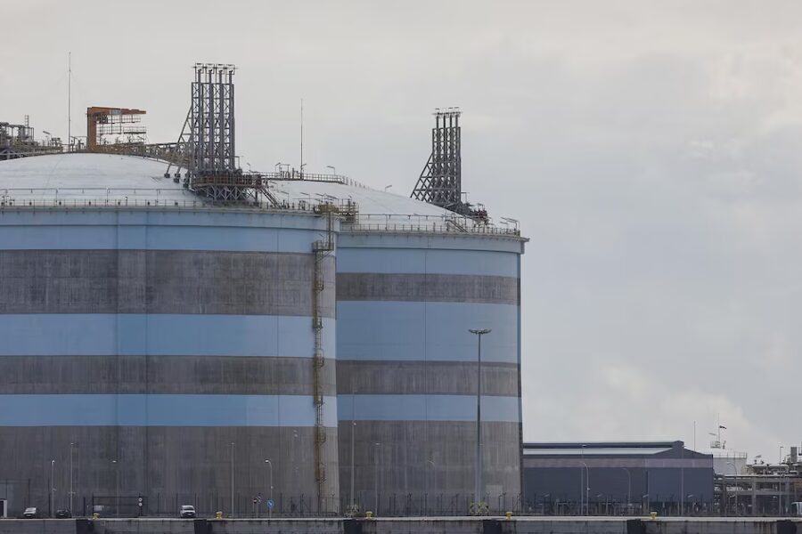 La Unión Europea adelanta a 2028 la desconexión de hidrocarburos rusos y abre debate político y económico