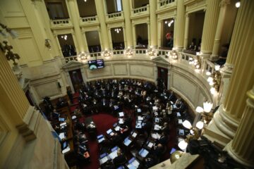 El Senado que viene: el PJ perdería menos bancas, el Gobierno duplicaría y hay dudas por los “árbitros”