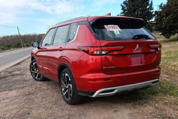 El Gobierno informó que la entrega de chapas patente está normalizada y culpó a la gestión anterior por las demoras