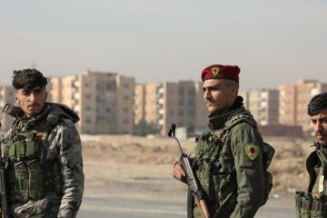 Fuerzas kurdas sirias acuerdan fusionarse con el ejército del nuevo gobierno de Al Shara