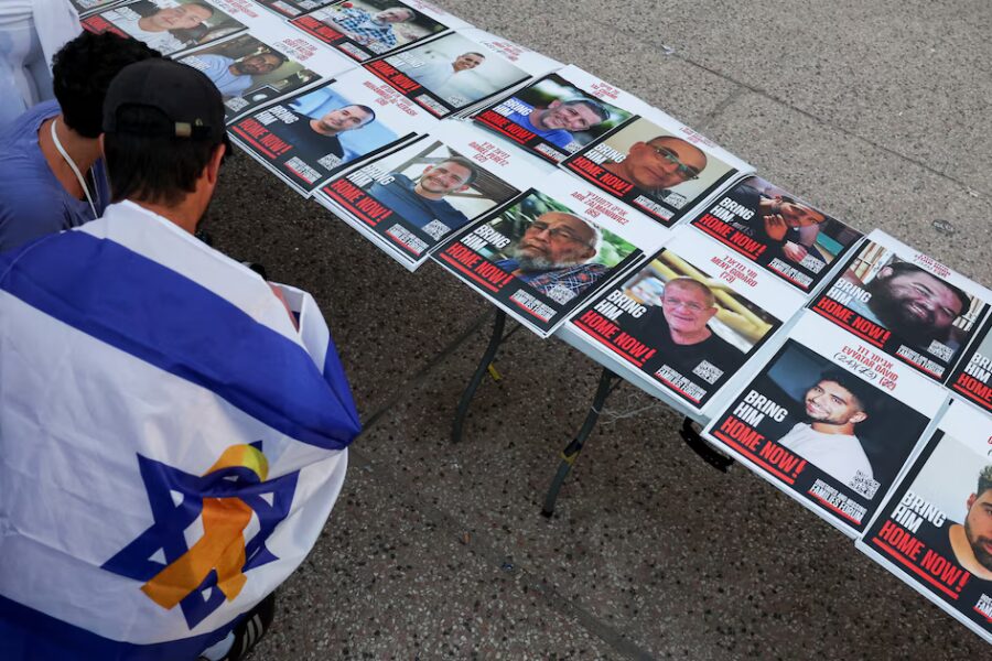 Alarma de familiares de rehenes fallecidos en Gaza: Hamas entregará solo cuatro de 28 cuerpos este lunes