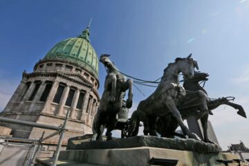 Cargos legislativos. Qué son las elecciones intermedias en la Argentina