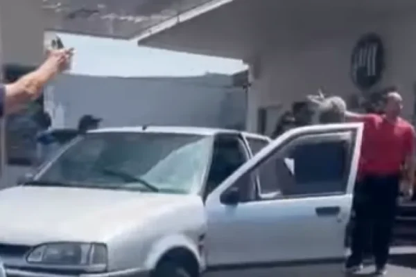 Un médico detenido por golpear a un adulto mayor en Paraná desata debate político sobre control profesional y seguridad