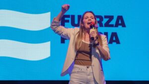 Elecciones. El peronismo espera imponerse en 12 provincias, perder en diez y anticipa dos escenarios de paridad