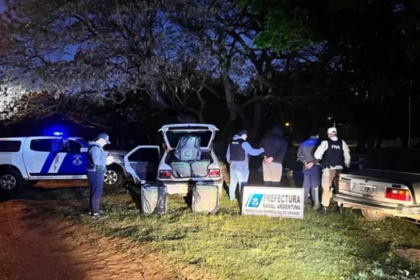 Detuvieron a dos en operativo por descarga de cigarrillos paraguayos con destino a contrabando hacia Uruguay