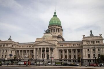 Cuál es la función principal de los diputados y senadores post elecciones 2025