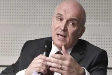 Acusaron a José Luis Espert de recibir un premio del Banco Central con reglas cambiadas