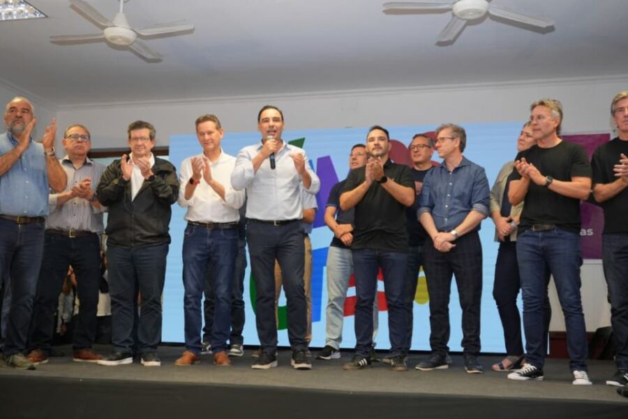 Tras el triunfo ajustado de Vamos Corrientes, Valdés celebró y abrió la puerta al diálogo con Milei