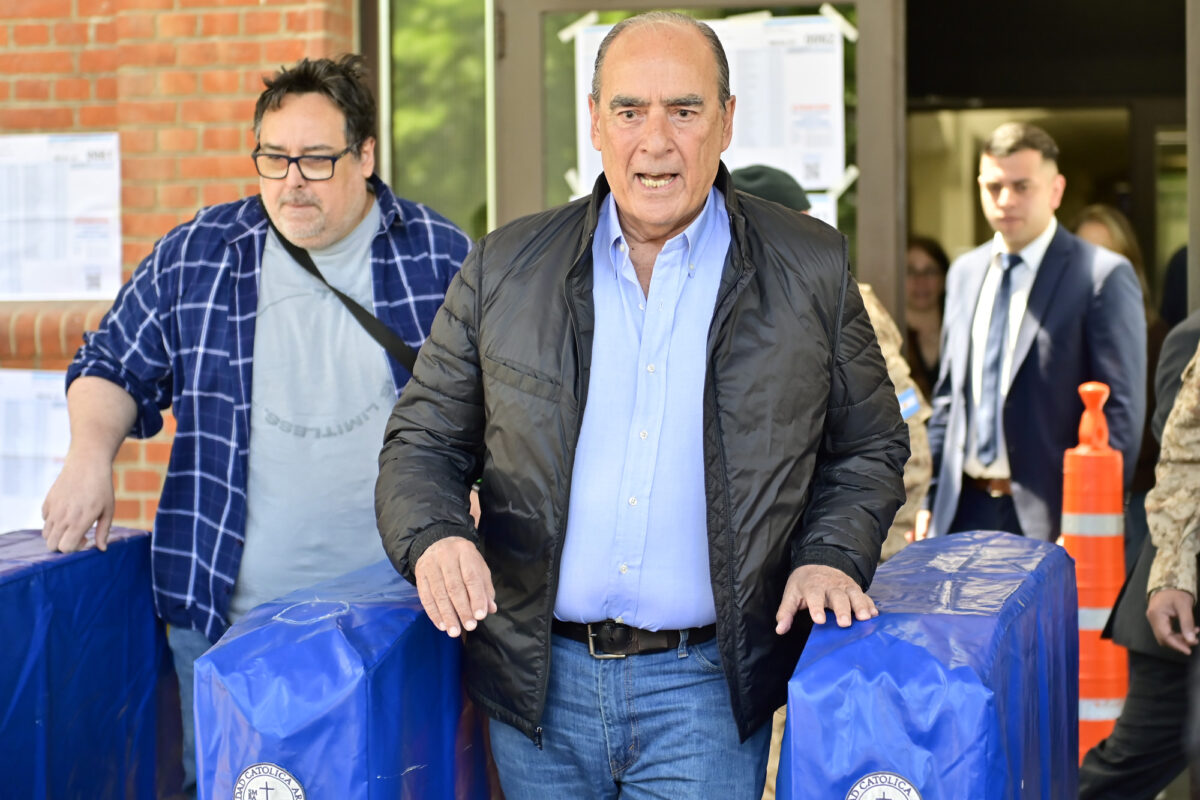 Tras la victoria electoral el Gobierno también dilata la convocatoria a gobernadores: “Hay tiempo hasta diciembre”