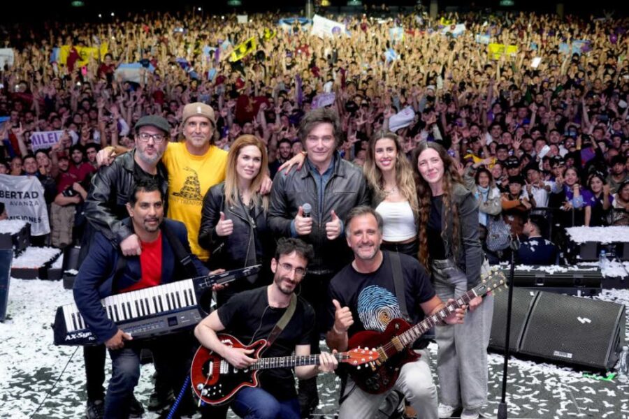 Euforia, incidentes y omisión total de Karina: lo que no se vio de la presentación del libro de Milei