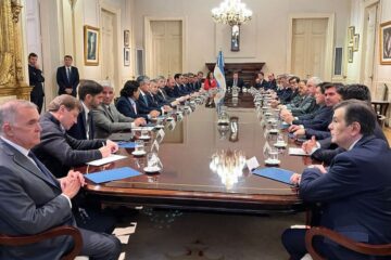 Acercamiento. Golpeados tras la elección, los gobernadores dicen estar preparados para el diálogo al que convocó Milei