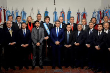 Quiénes son los gobernadores convocados a la mesa federal de Milei