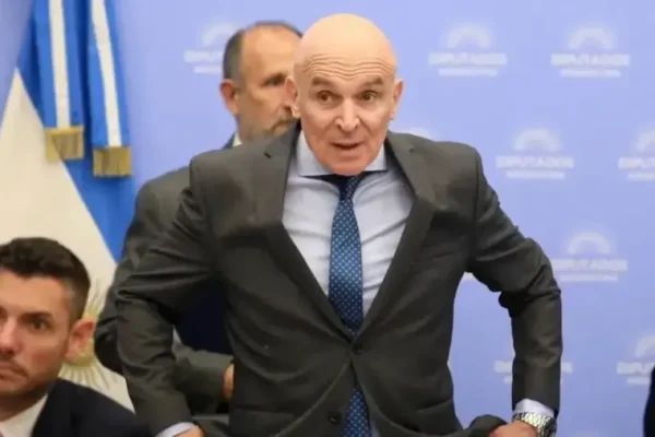 Diputados habilitó a la Justicia para allanar las oficinas y la casa de José Luis Espert