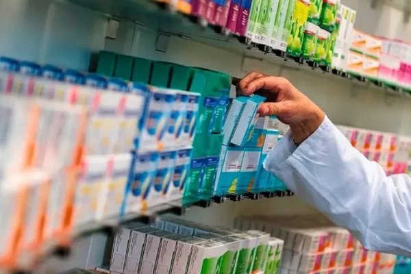 Fallo judicial ordena restituir cobertura total de medicamentos de PAMI