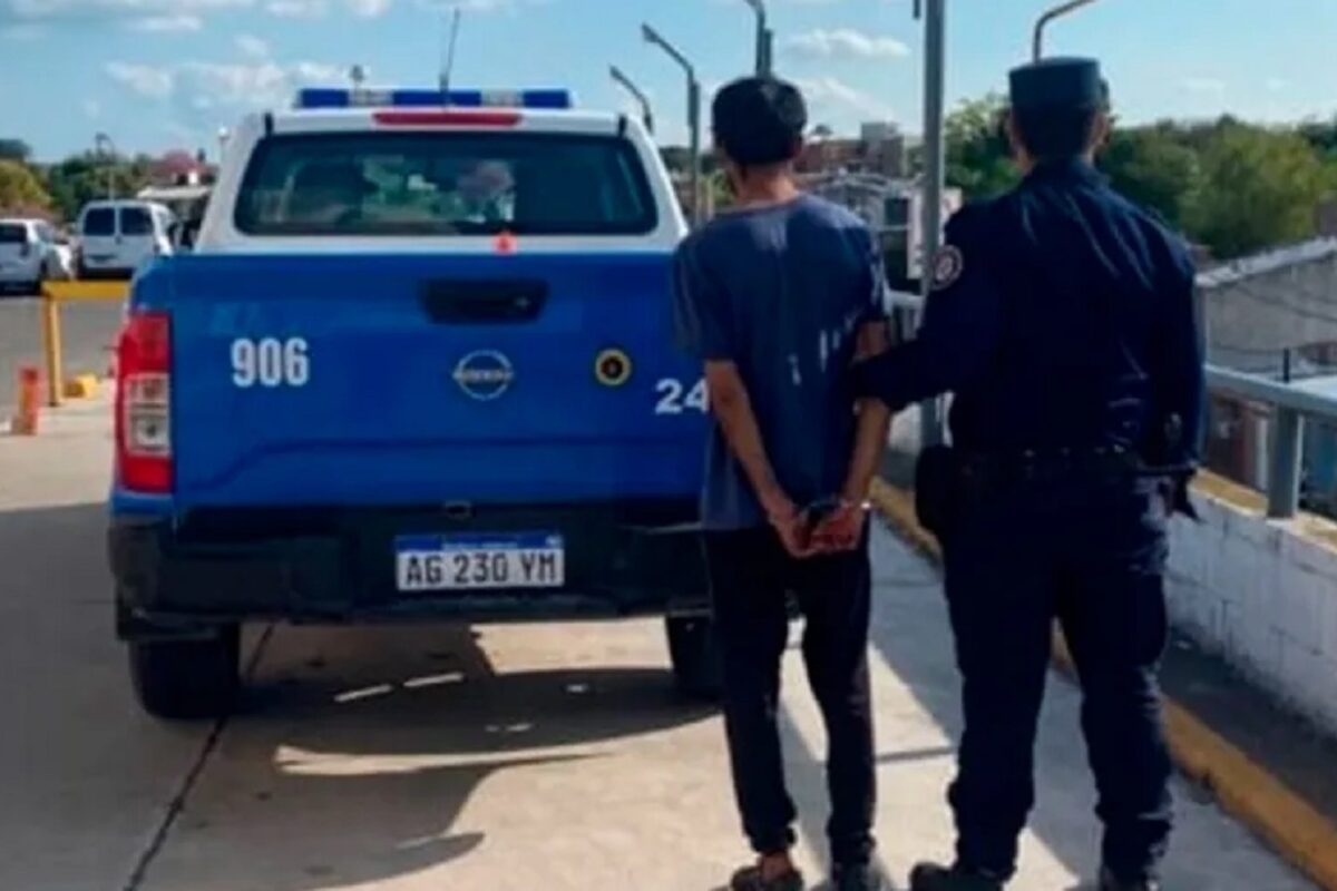 La policía y las controversias en la comunidad