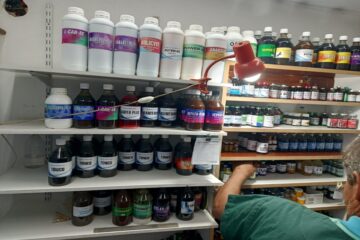 Alarma política: tras denuncia del Colegio de Veterinarios secuestran mil fármacos sin habilitación