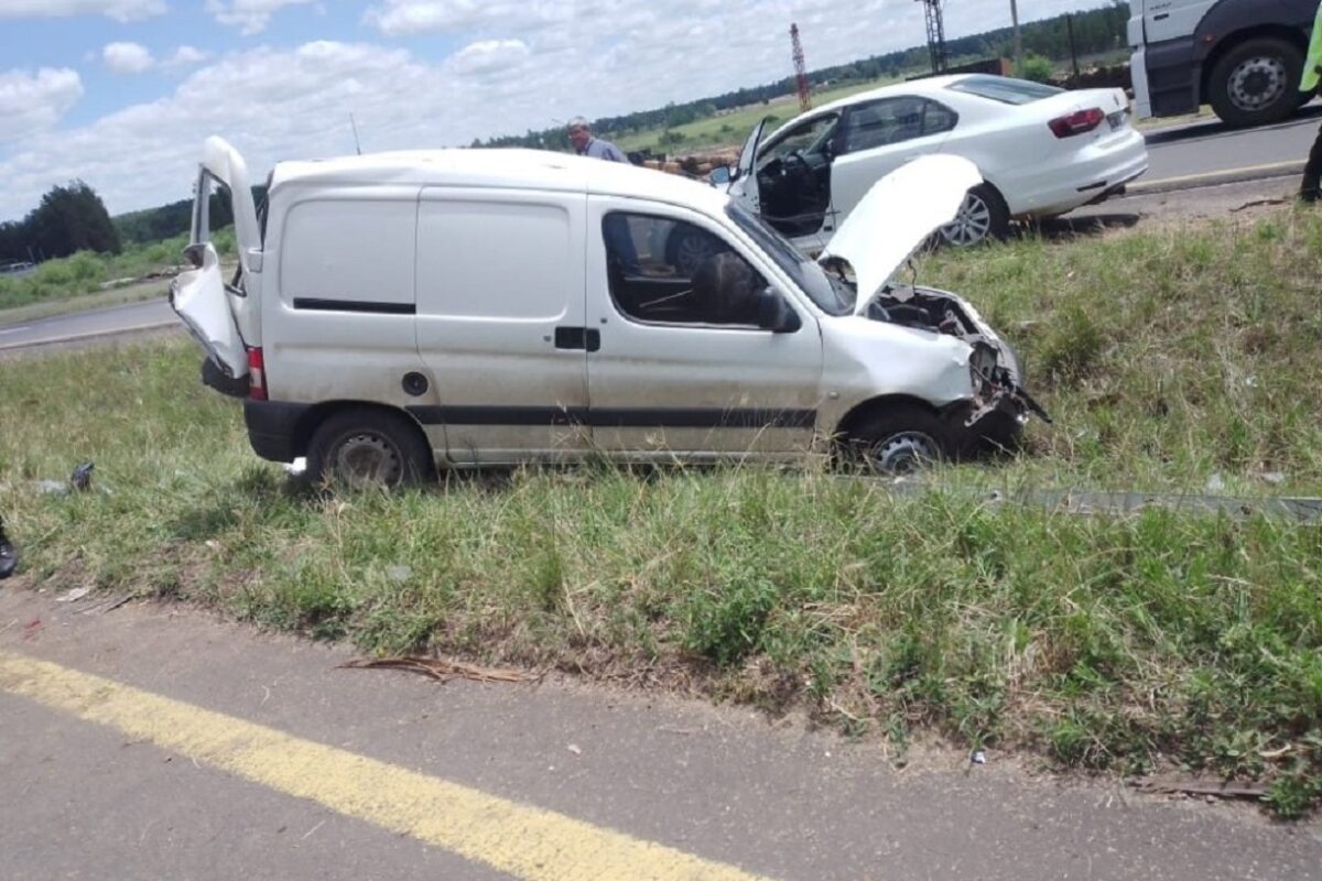 Mujer hospitalizada tras accidente en la RN14