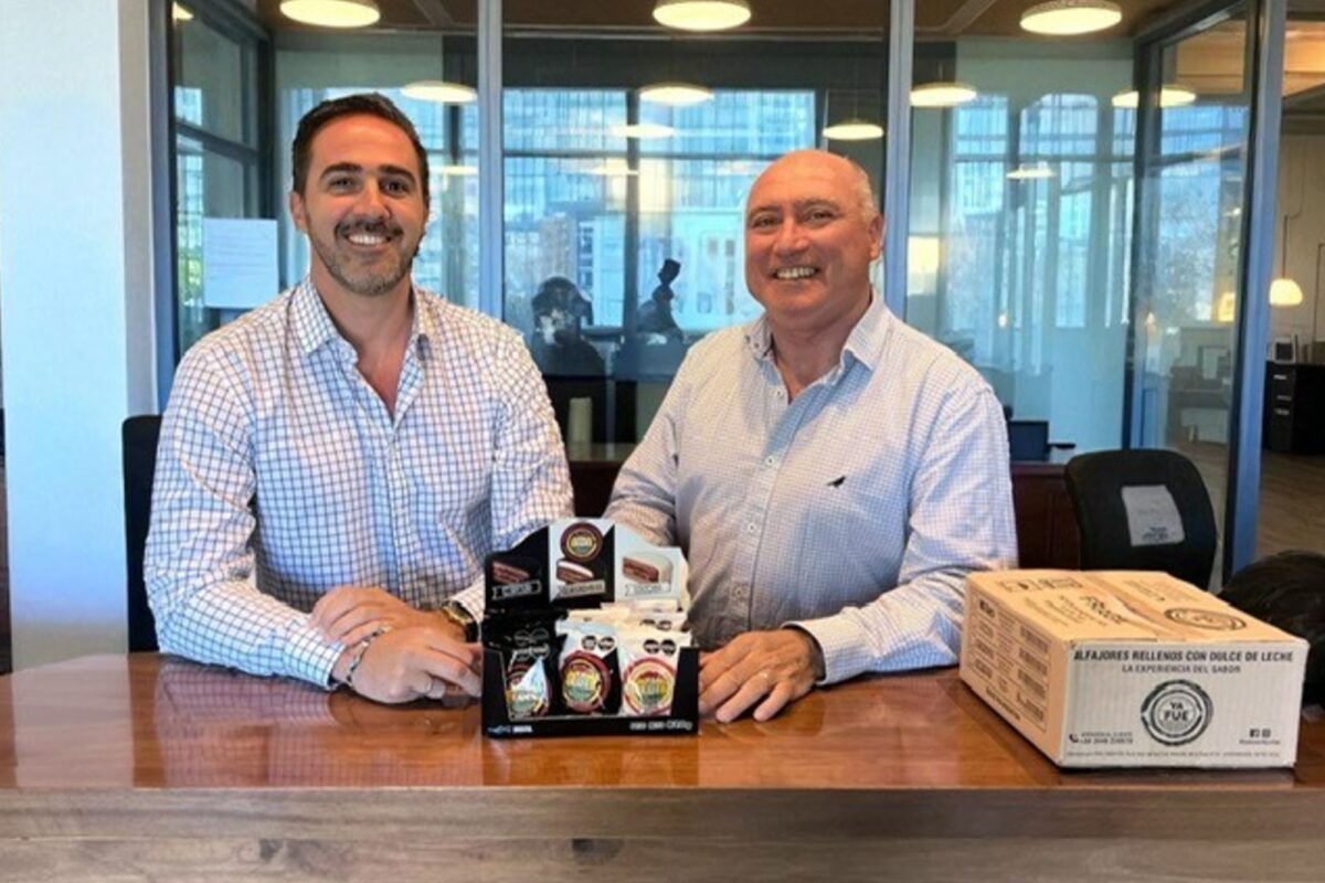 Ya fue, el nuevo round en el millonario negocio de los alfajores
