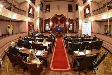 Diputados de JxER salieron a respaldar a Milei tras los disturbios en Santa Fe