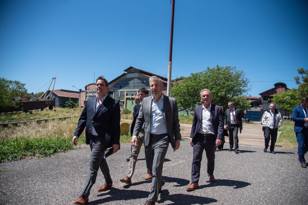 Catalán y Frigerio sellaron acuerdos por energía, rutas, trenes y la Caja de Jubilaciones