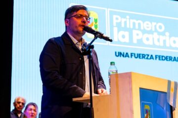 Fuerza Patria exige revisión judicial de la candidatura de Virginia Gallardo en Corrientes