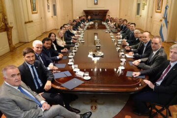 Javier Milei se reunió con los gobernadores para buscar acuerdos políticos