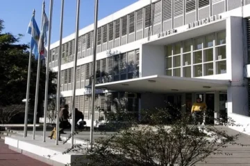 La justicia entrerriana obligó a un padre a seguir pagando la manutención de su hijo hasta los 25 años