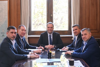El Gobierno suma apoyo de gobernadores para el Presupuesto 2026: acordó con el de Chaco y recibirá al de Río Negro