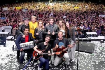 Un hombre de Pareja o la corista de Milei: ¿quién asumirá en el lugar de Santilli en diputados?