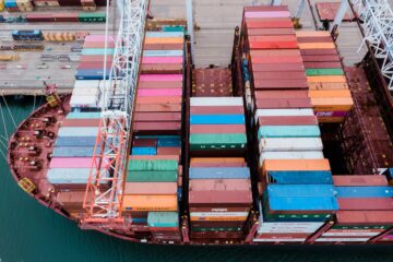 Tomógrafos y tractores: los bienes importados copan el país