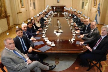 Después de la Ciudad de Buenos Aires, otras dos provincias buscarán dólares en Wall Street por la baja del riesgo país