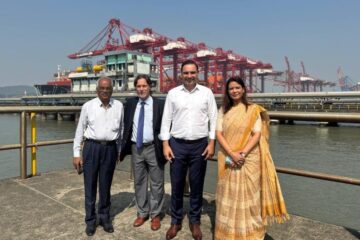 Gustavo Valdés recorrió el puerto clave de Mumbai y acordó cooperación tecnológica con la India