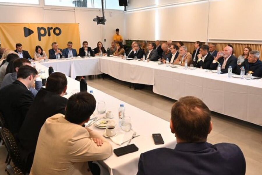 Macri encabeza la reunión del Consejo Nacional del PRO para discutir su vínculo con La Libertad Avanza (LLA)
