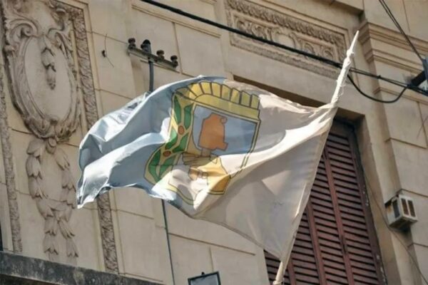 Mientras Arévalo llama a evitar expulsiones y pide unidad, el PJ Concordia destituye a su presidente