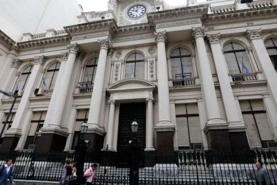 Reservas internacionales del BCRA alcanzaron USD 43.610 millones, máximo en la era Milei por oro y compras del Tesoro