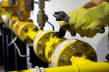 Vaca Muerta: Camuzzi anunció inversión de USD 3.900 millones por 20 años para exportar GNL de Neuquén a La Plata