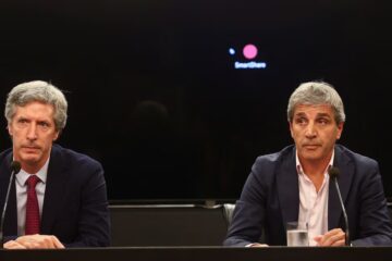 depósitos en dólares del tesoro en el BCRA suben de USD 97 millones a USD 2.000 millones en menos de dos semanas