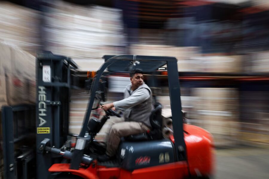 Solamente el 13,9% de las empresas industriales espera aumento de demanda para inicios de 2026, según el Indec