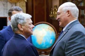 Cómo Estados Unidos consiguió que el “último dictador de Europa” liberara 250 presos políticos