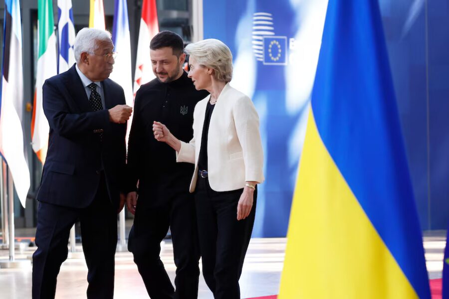 UE acordó préstamo de €90.000 millones para Ucrania tras maratón de negociaciones, sin usar activos rusos congelados