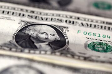 Tesoro acumula compras netas por USD 408 millones en diciembre; Ejecutivo aceleró ritmo pese a intervenciones