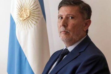 Nuevo jefe de la SIDE, bajo la lupa: el funcionario que no dejó de subir selfies