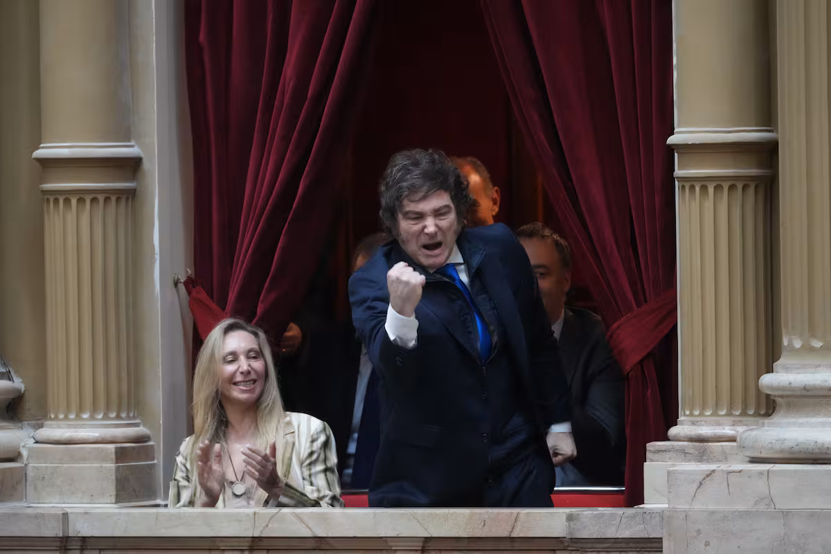 CRA presentó paquete novedoso de reformas tributarias