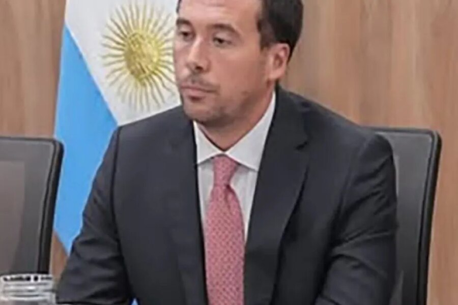 Hidrovía: “Para mayo estaríamos en condiciones de firmar”, anticipó Arreseygor