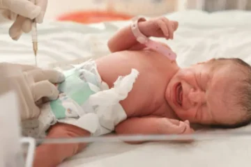 Justicia entrerriana obligó a vacunar a un recién nacido ante la negativa de sus padres