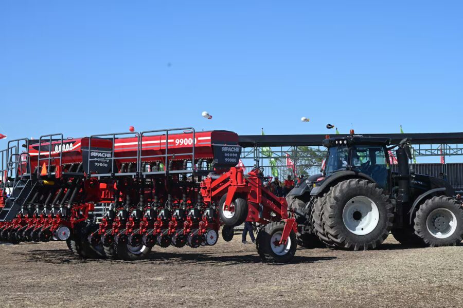 Un experto repasó tres hitos, anticipó lo que vendrá y contestó por qué la actividad es como Messi