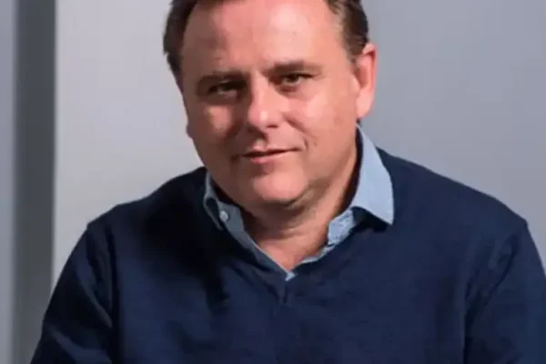 La Justicia dejó firme la condena a Erro en la causa por espuma y luminaria y actualizó el daño económico