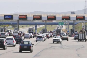 Opositor radical criticó a Llaryora por subir un 600% las tarifas de peajes en Córdoba en dos años