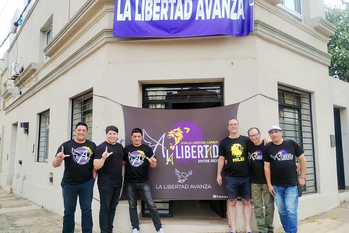 Va por todo: Milei consolida libertarios puros, suma reconvertidos y prepara la disputa provincial sin socios