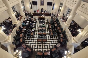 Presupuesto en Corrientes: oficialismo confía en dos tercios y define a Ricardo Colombi como ‘oficialismo atenuado’